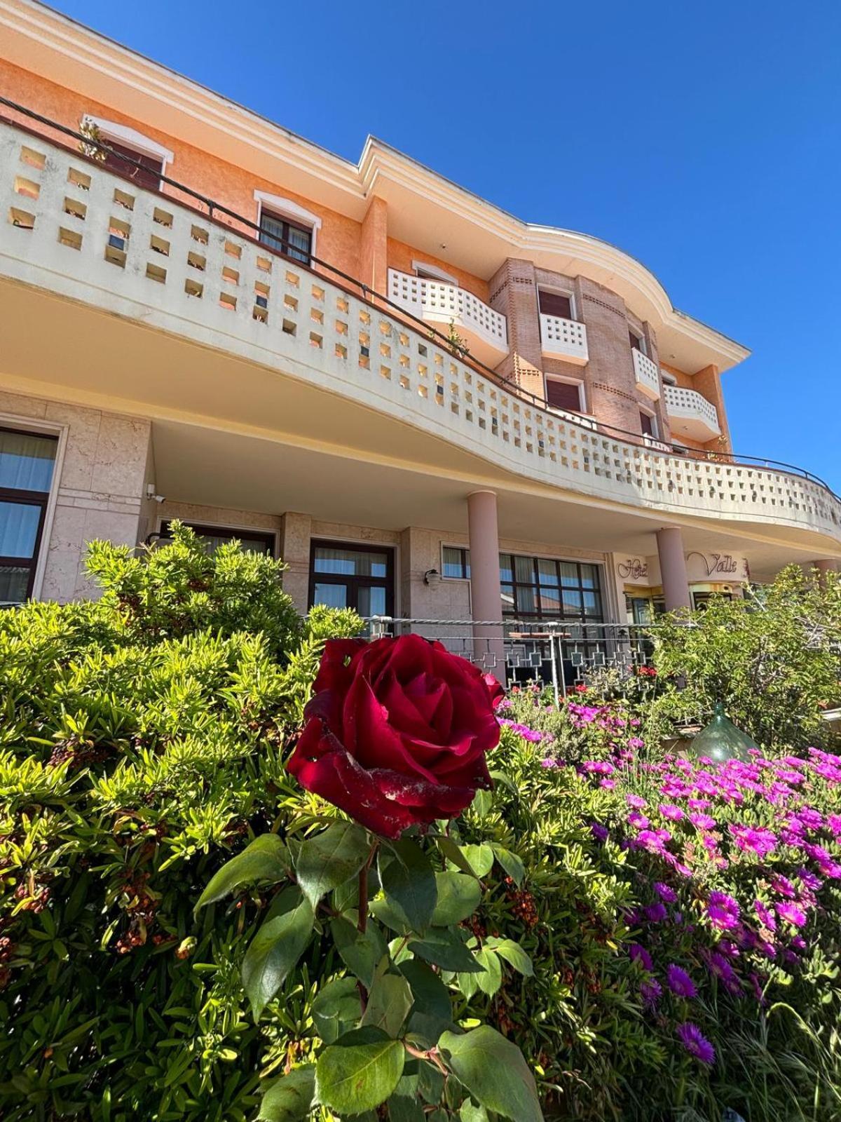 Hotel Valle Rossa San Giovanni Rotondo Eksteriør billede