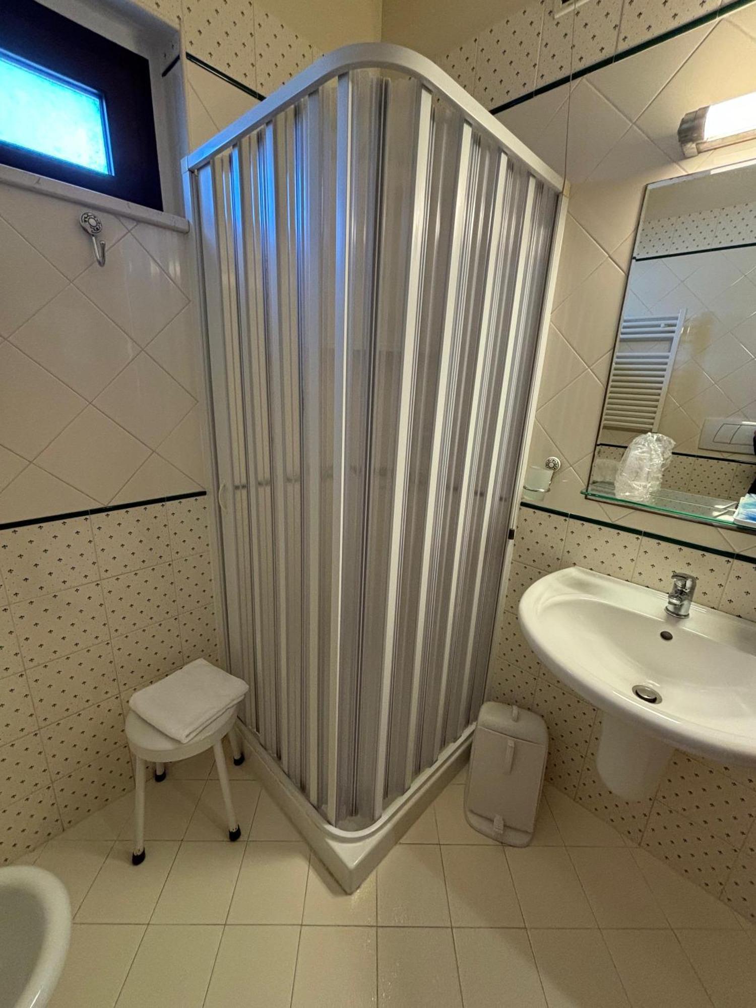 Hotel Valle Rossa San Giovanni Rotondo Eksteriør billede