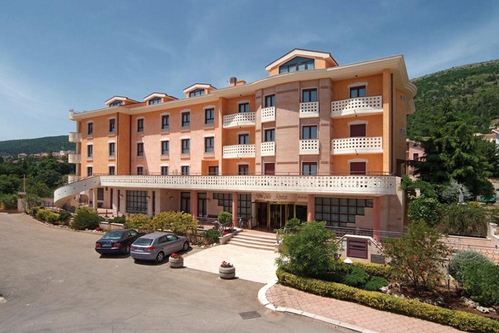 Hotel Valle Rossa San Giovanni Rotondo Eksteriør billede